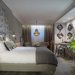 Oriel_House