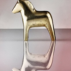 Product_stud